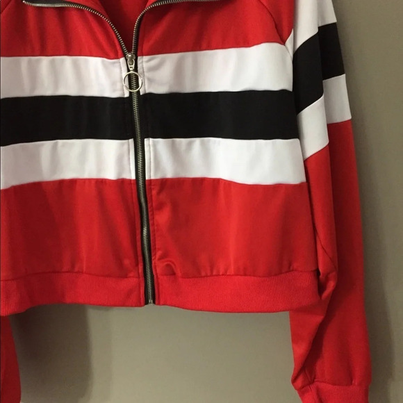 Red, Black & White Full Zip Jacket XL - Picture 4 of 10